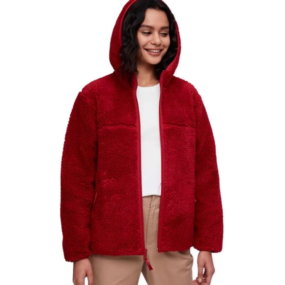 π NWT TNA Swann Jacket from Aritzia - Picture 2 of 9